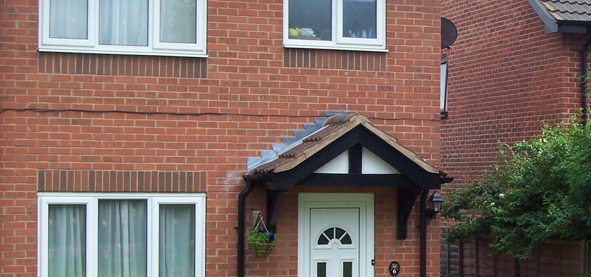 Lean-To Colindale