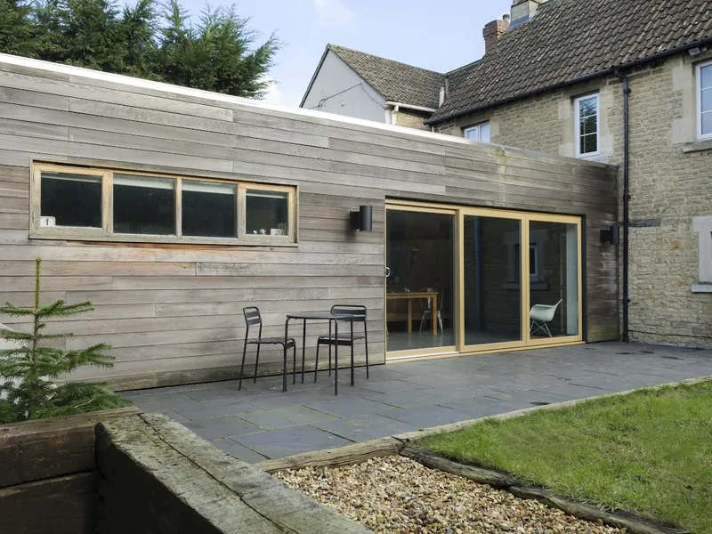Patio Colindale